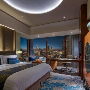 Deluxe King Room with River View - Stay & Savor Single Package