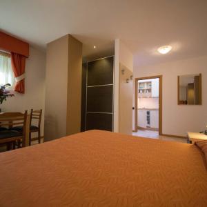 Studio with Balcony (4 Adults) 