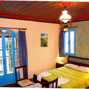 Standard Double or Twin Room with Mountain View