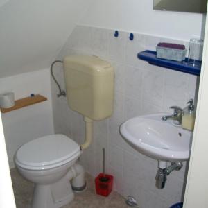 Single Room with Private External Bathroom