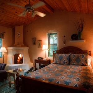 Queen Room - Kachina