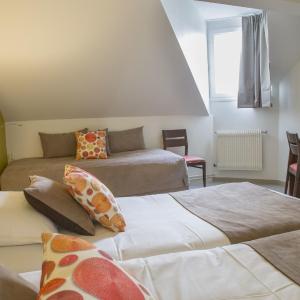 Comfort Triple Room