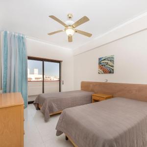Two-Bedroom Apartment with Sea View (3 Adults)
