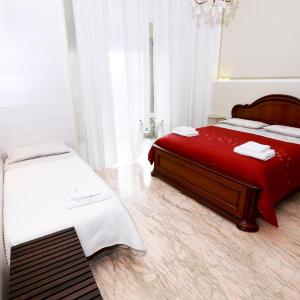 Classic Suite with Private Bathroom