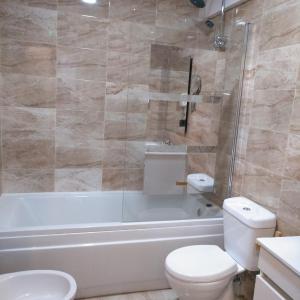 Twin Room with Private Bathroom