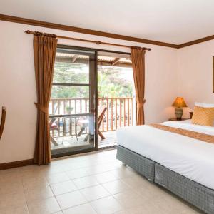 Double Room with Balcony and Sea View