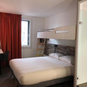 Triple Room with One Double Bed and One Bunk Bed