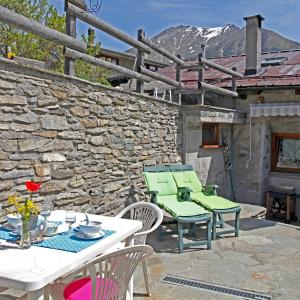 Studio with Terrace
