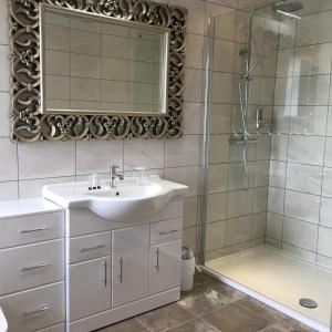 Double Superior Ensuite Room