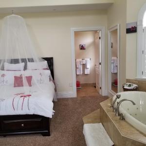 Double Room with Spa Bath