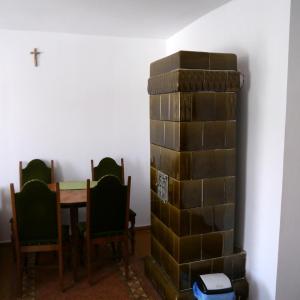 Quadruple Room with Shared Bathroom