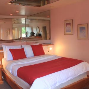 Suite with Spa Bath