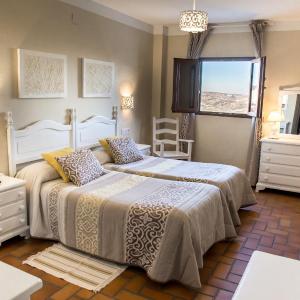 Double Room (1 Adult)