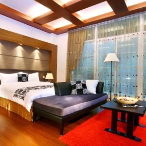 Deluxe Double Room with Bath