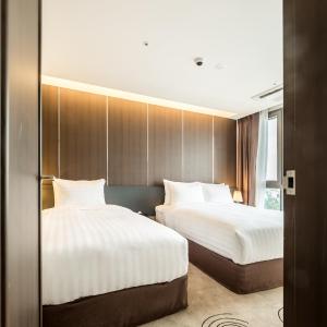 Royal Suite with City View