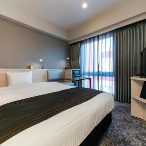 Double Room with Bath (1 Adult) - Smoking
