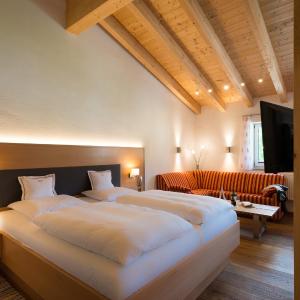 Junior Suite with Mountain View