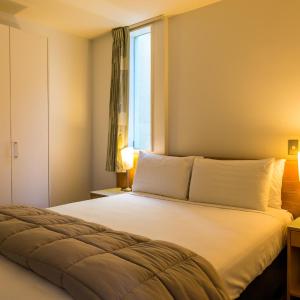 Queen One-Bedroom Apartment