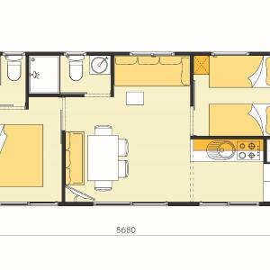 Deluxe Two-Bedroom Mobile Home with Terrace and Lake View