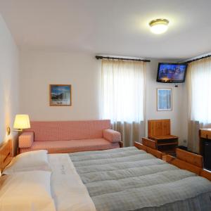 Triple Room with View