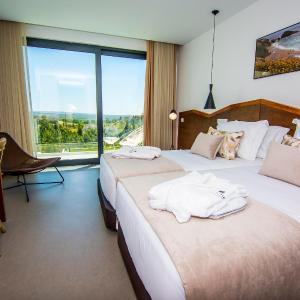 Double Room with Pool View