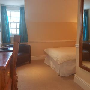 Superior Single Room