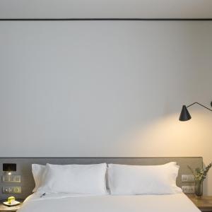 Double or Twin Room (1-2 Adults)