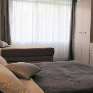 Family Room (2 Adults + 2 Children)