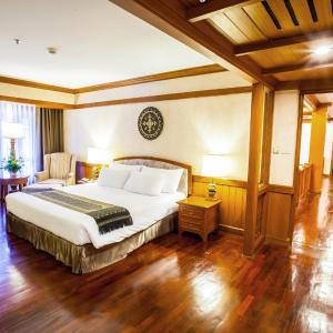 Royal Suite Two-Bedroom