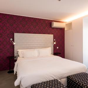 One-Bedroom Apartment with Panoramic View