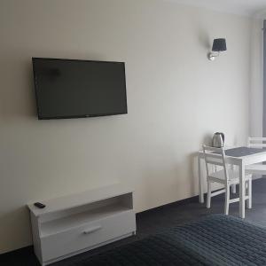 Double Room (2 Adults + 2 Children)