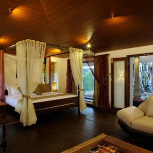 Banyan Tree Bungalow