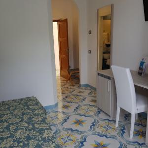 Double or Twin Room with Sea View