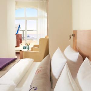 Comfort Double Room with Balcony and Sea View