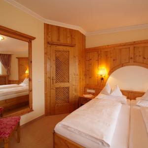 Deluxe Suite with Panorama View