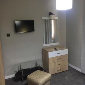 One-Bedroom Apartment (4 Adults)