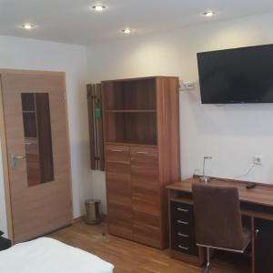 Single Room with Shower