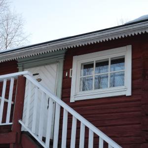 Apartment with Lake View - No pets