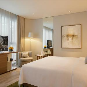 Premium One Bedroom Apartment W/private Pool