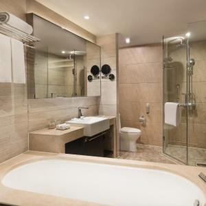 Premium Twin Room with Lounge Access