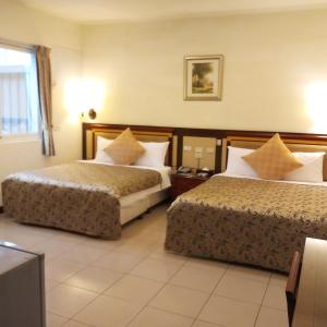 Quadruple Room with Private Bathroom