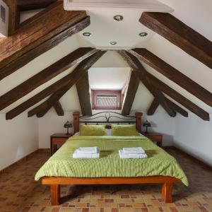 Two bedroom apartment with Balcony
