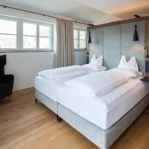 Superior Double Room with Lake View
