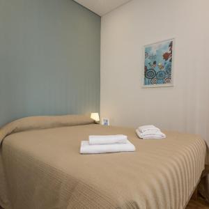 Studio Apartment with Balcony and River View - Second Floor