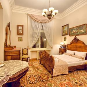Apartment (2 Adults)