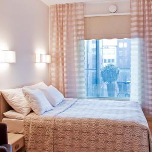 Standard One-Bedroom Apartment with Balcony