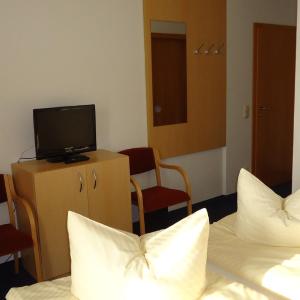 Standard Double Room with Sea View and Balcony