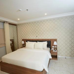 Two-Bedroom Suite (Complimentary Breakfast For 2)