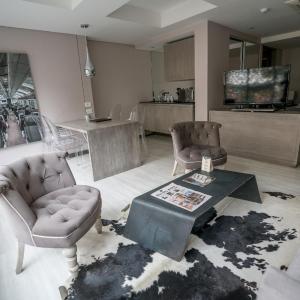 Queen Suite