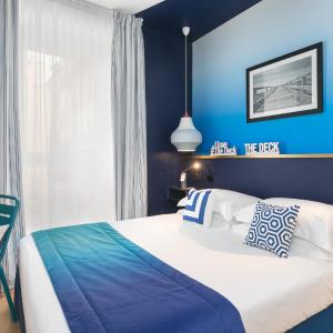 Cabin Double Room